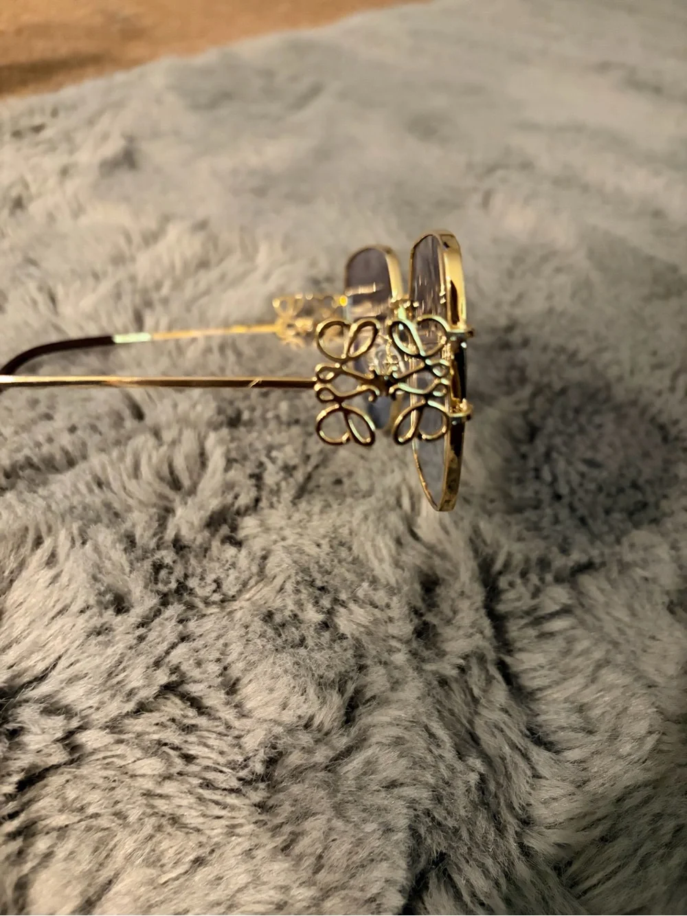 SEND OFFER !!  Gold Filigree Round Sunglasses